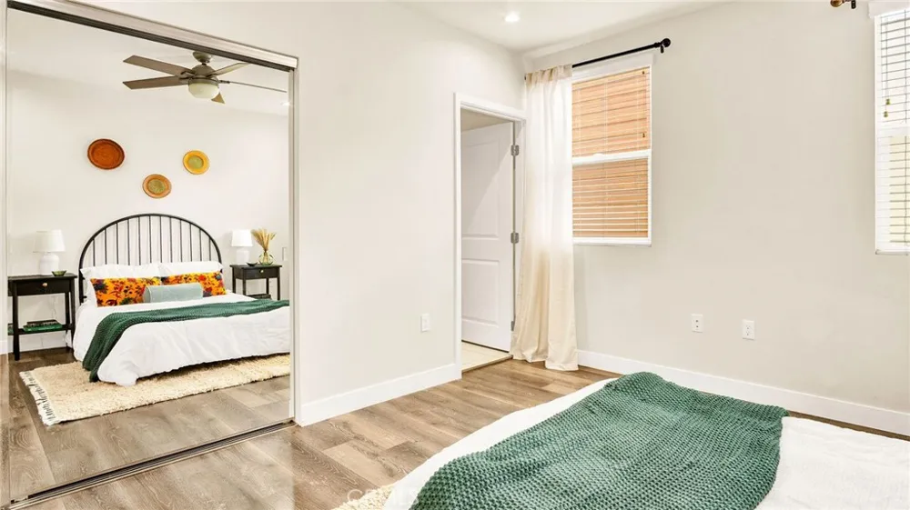 9237 Wakefield Avenue #11 Panorama City, CA 91402