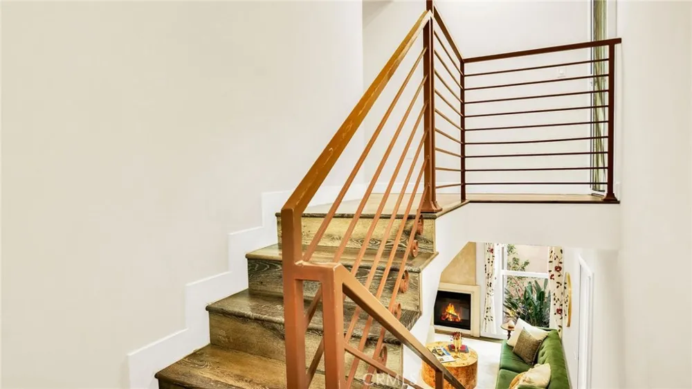 9237 Wakefield Avenue #11 Panorama City, CA 91402
