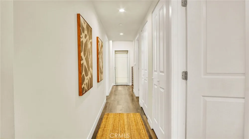 9237 Wakefield Avenue #11 Panorama City, CA 91402