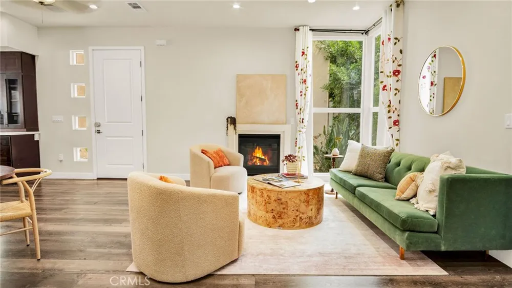 9237 Wakefield Avenue #11 Panorama City, CA 91402
