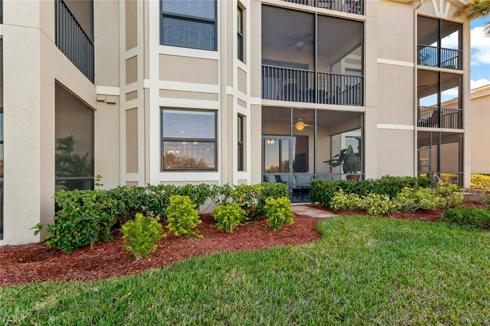 7121 RIVER HAMMOCK DRIVE #102 Bradenton, FL 34212