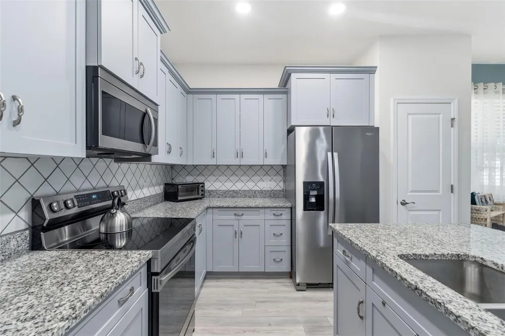 132 51ST STREET CIRCLE E Palmetto, FL 34221