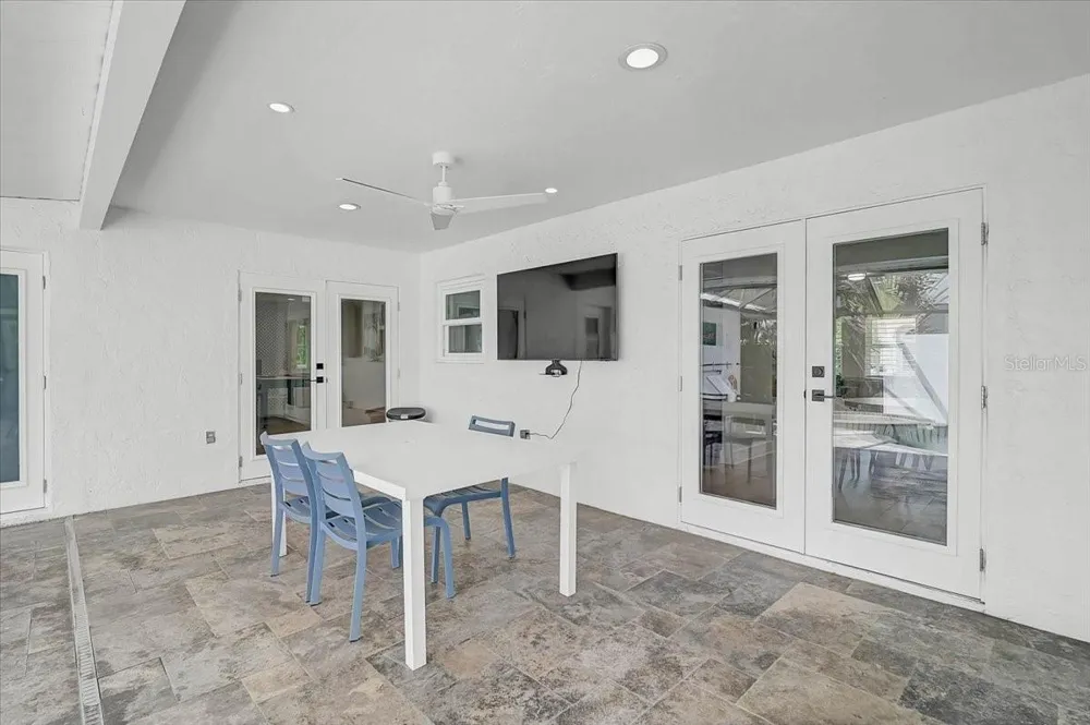 3515 LA PALOMA AVENUE Sarasota, FL 34242