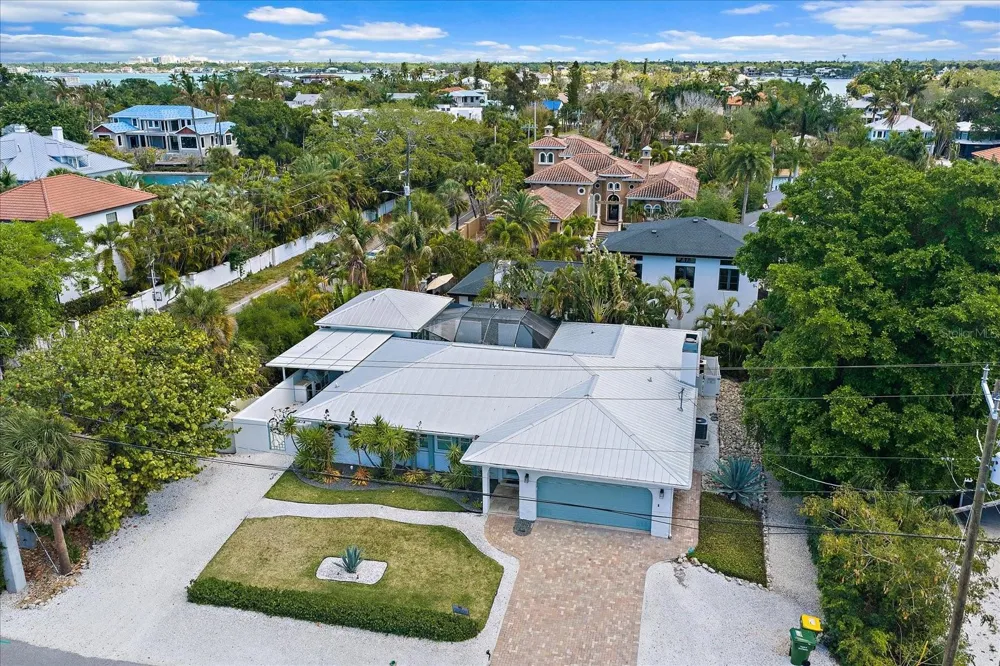 3515 LA PALOMA AVENUE Sarasota, FL 34242