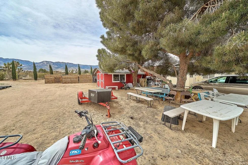9125 Mesa Avenue Lucerne Valley, CA 92356