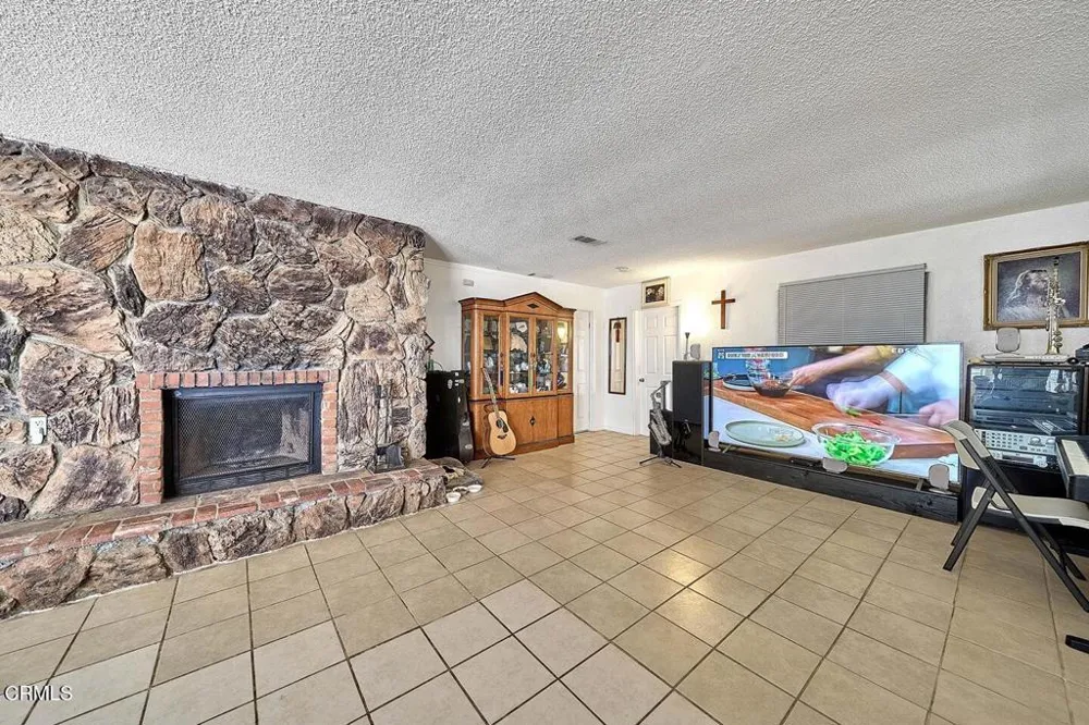 9125 Mesa Avenue Lucerne Valley, CA 92356
