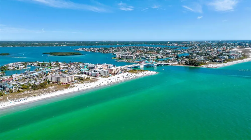 13121 4TH STREET E #2 Madeira Beach, FL 33708