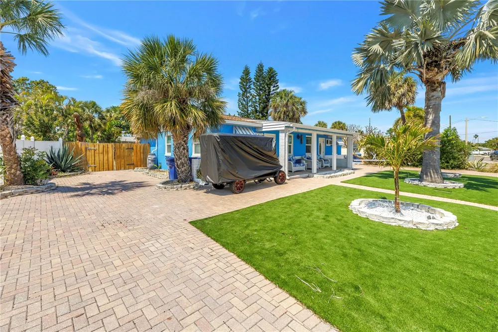 6892 GULF WINDS DRIVE #1 St Pete Beach, FL 33706