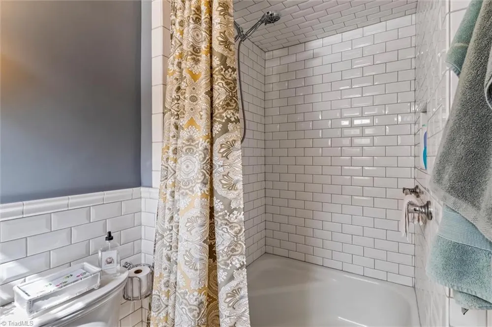 302 Cherry Street Mount Airy, NC 27030