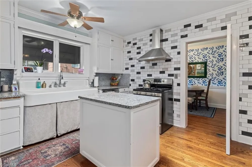 302 Cherry Street Mount Airy, NC 27030