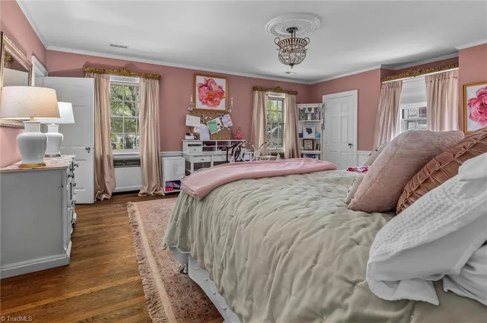 302 Cherry Street Mount Airy, NC 27030