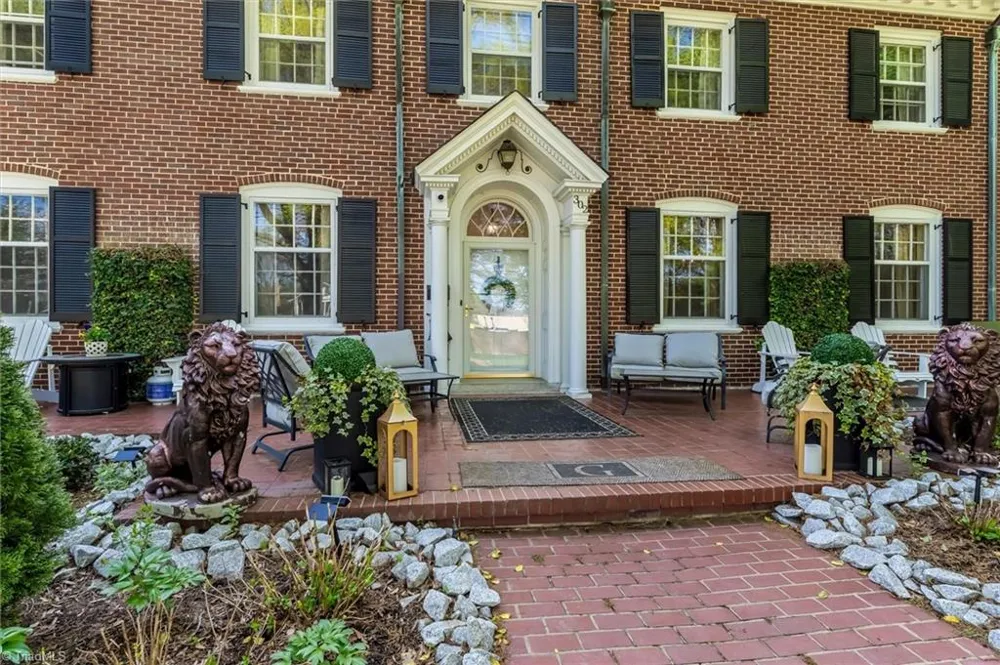 302 Cherry Street Mount Airy, NC 27030