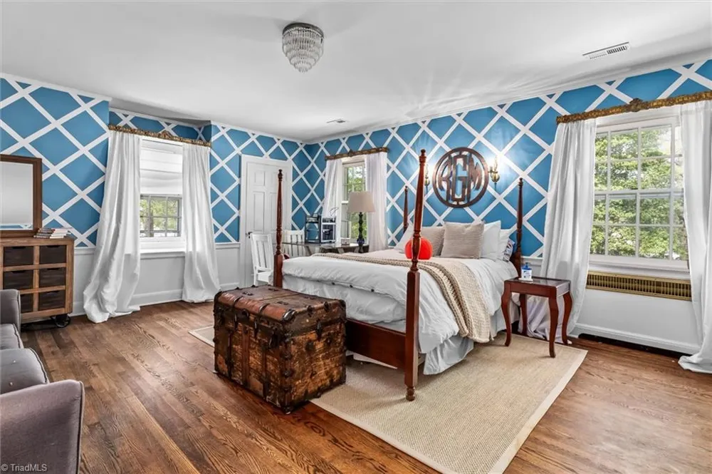 302 Cherry Street Mount Airy, NC 27030