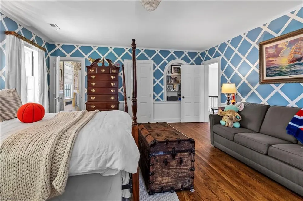 302 Cherry Street Mount Airy, NC 27030