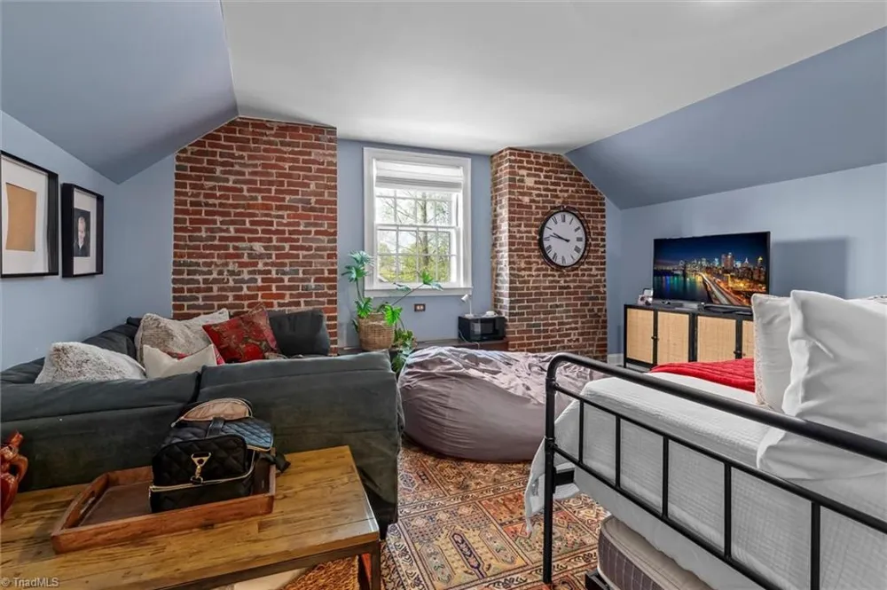 302 Cherry Street Mount Airy, NC 27030