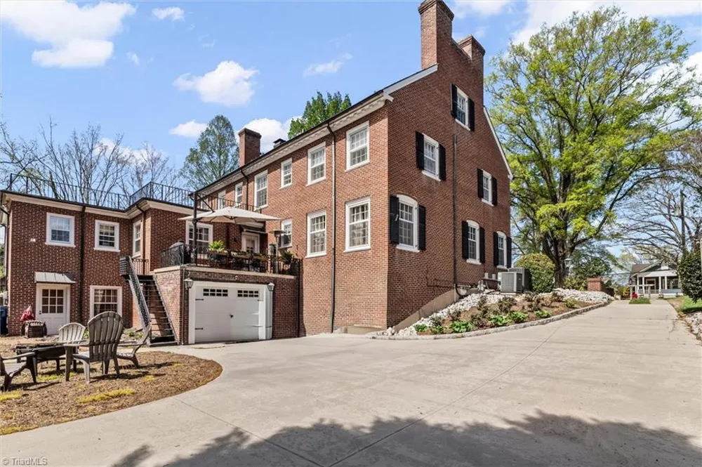 302 Cherry Street Mount Airy, NC 27030