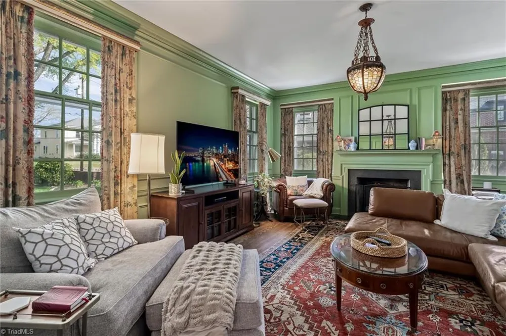 302 Cherry Street Mount Airy, NC 27030