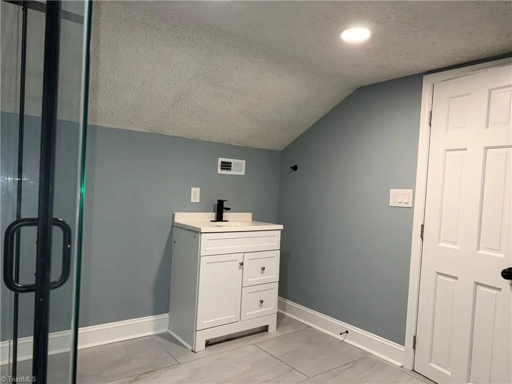 599 Cornatzer Road Mocksville, NC 27028