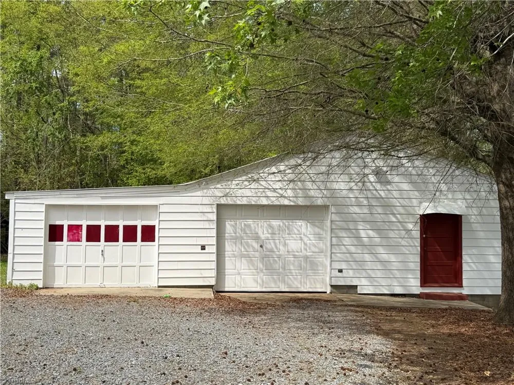 599 Cornatzer Road Mocksville, NC 27028