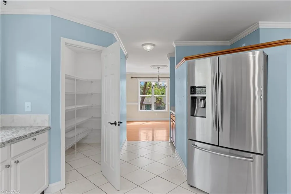 5532 Folkstone Road Pfafftown, NC 27040