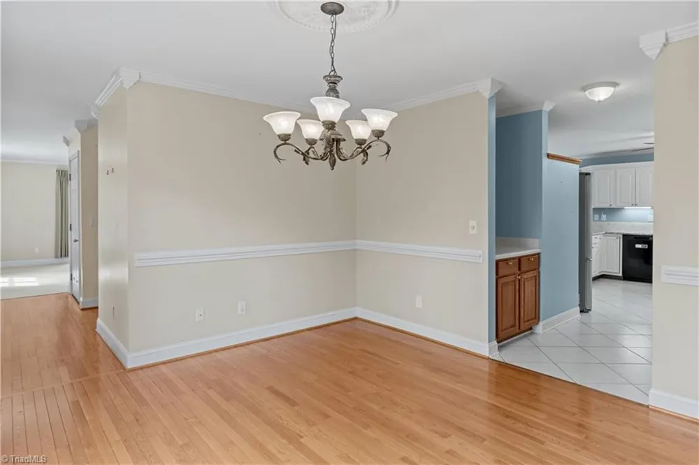 5532 Folkstone Road Pfafftown, NC 27040