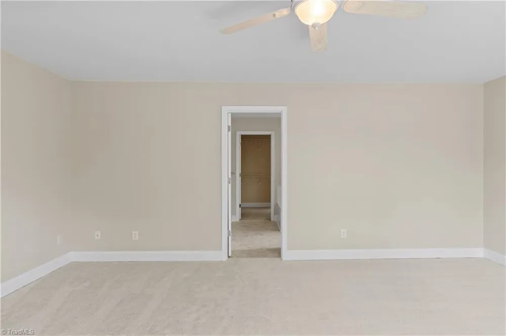 5532 Folkstone Road Pfafftown, NC 27040