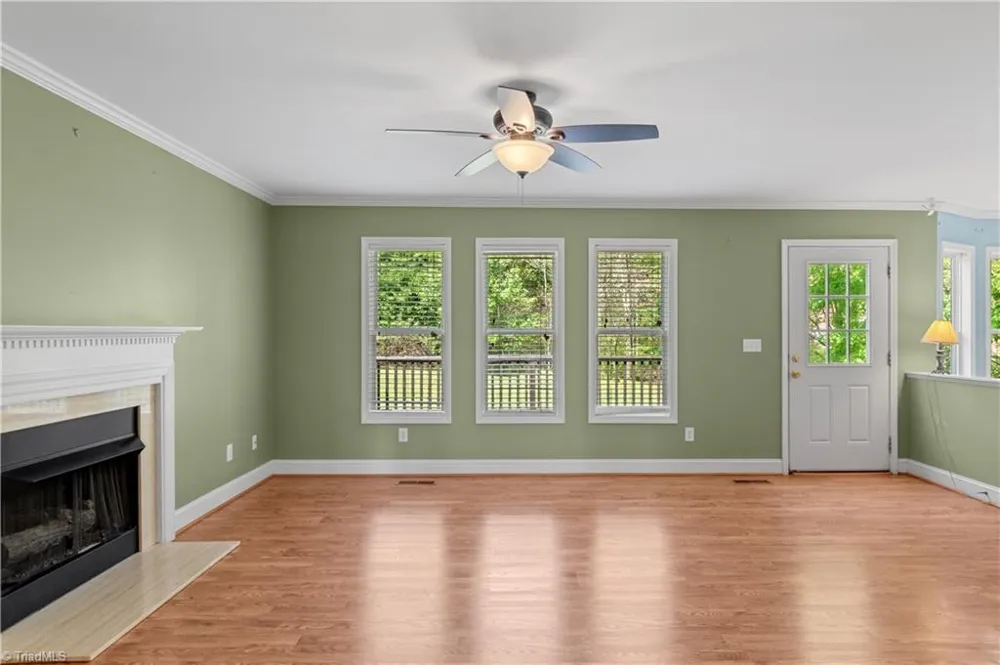 5532 Folkstone Road Pfafftown, NC 27040