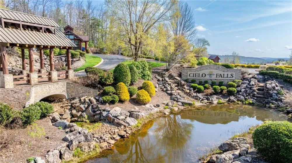 59(7C) 60 (6) Cielo Falls Drive Purlear, NC 28665