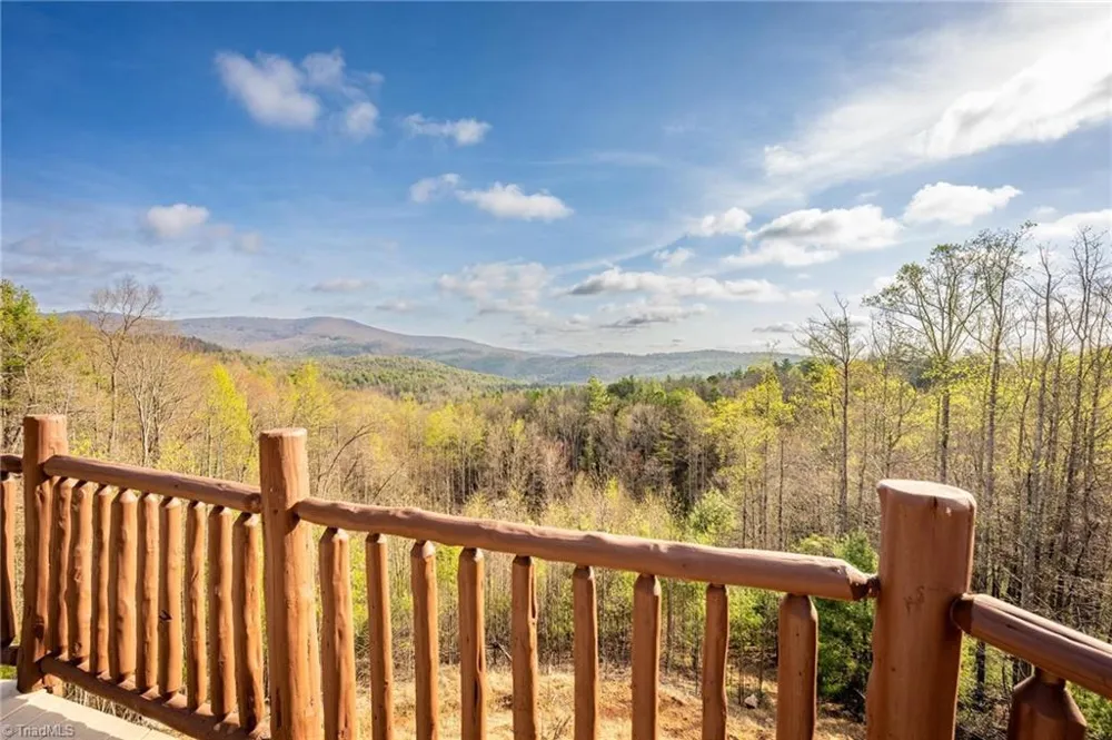 59(7C) 60 (6) Cielo Falls Drive Purlear, NC 28665