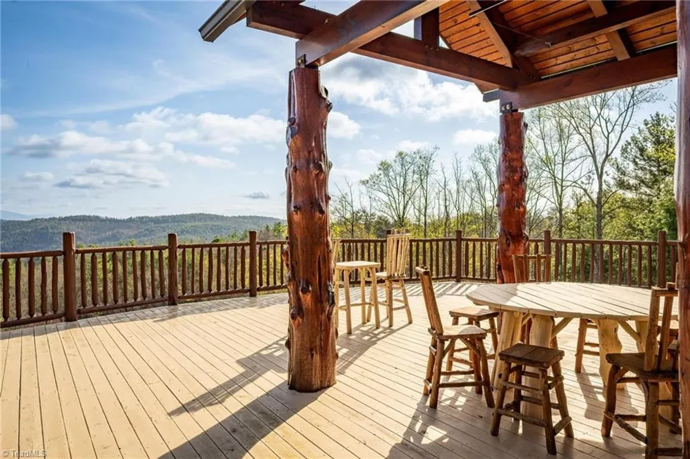 59(7C) 60 (6) Cielo Falls Drive Purlear, NC 28665