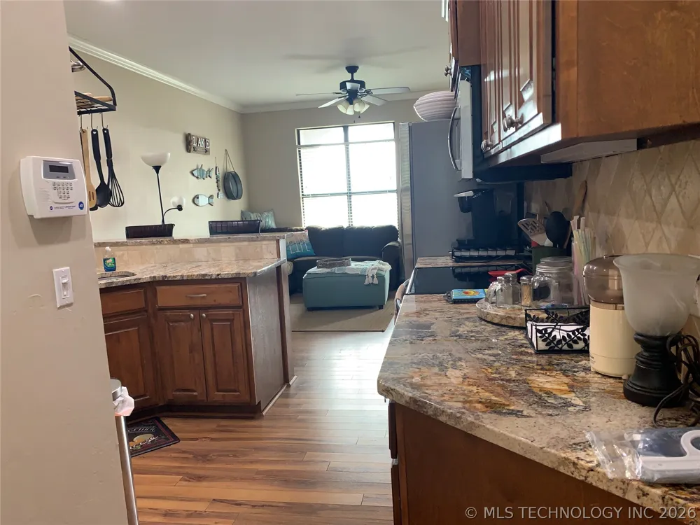 330 Lakeshore Drive #330 Eufaula, OK 74432