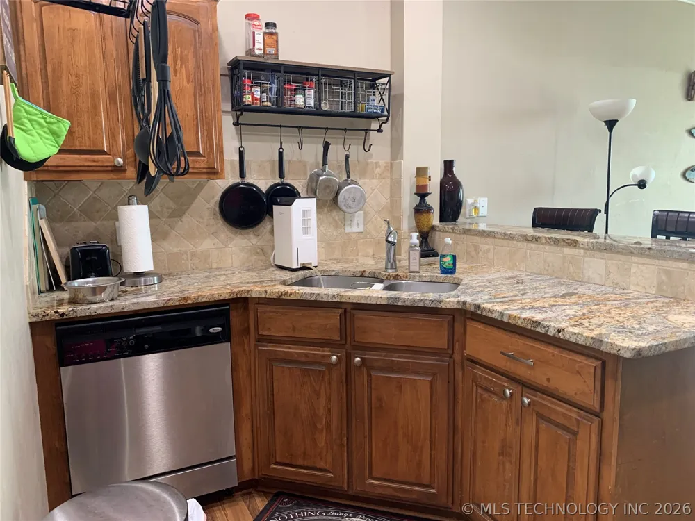 330 Lakeshore Drive #330 Eufaula, OK 74432