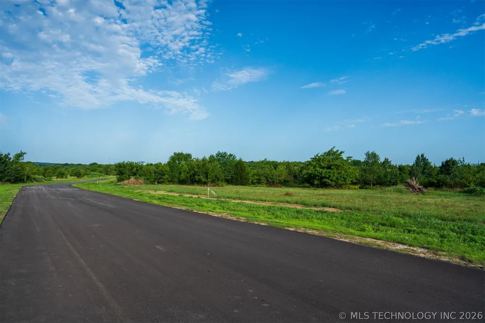 6 W 195th Street S Mounds, OK 74047