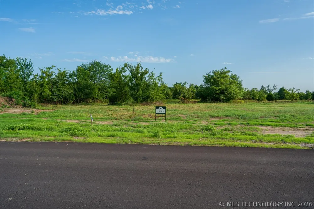 6 W 195th Street S Mounds, OK 74047