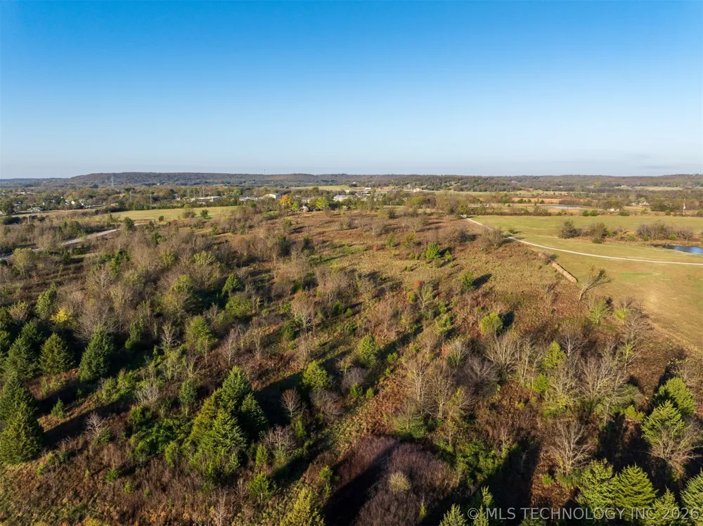 6 W 195th Street S Mounds, OK 74047