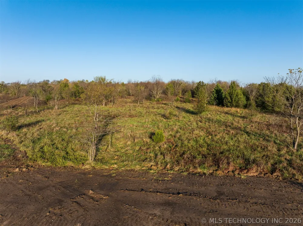 6 W 195th Street S Mounds, OK 74047