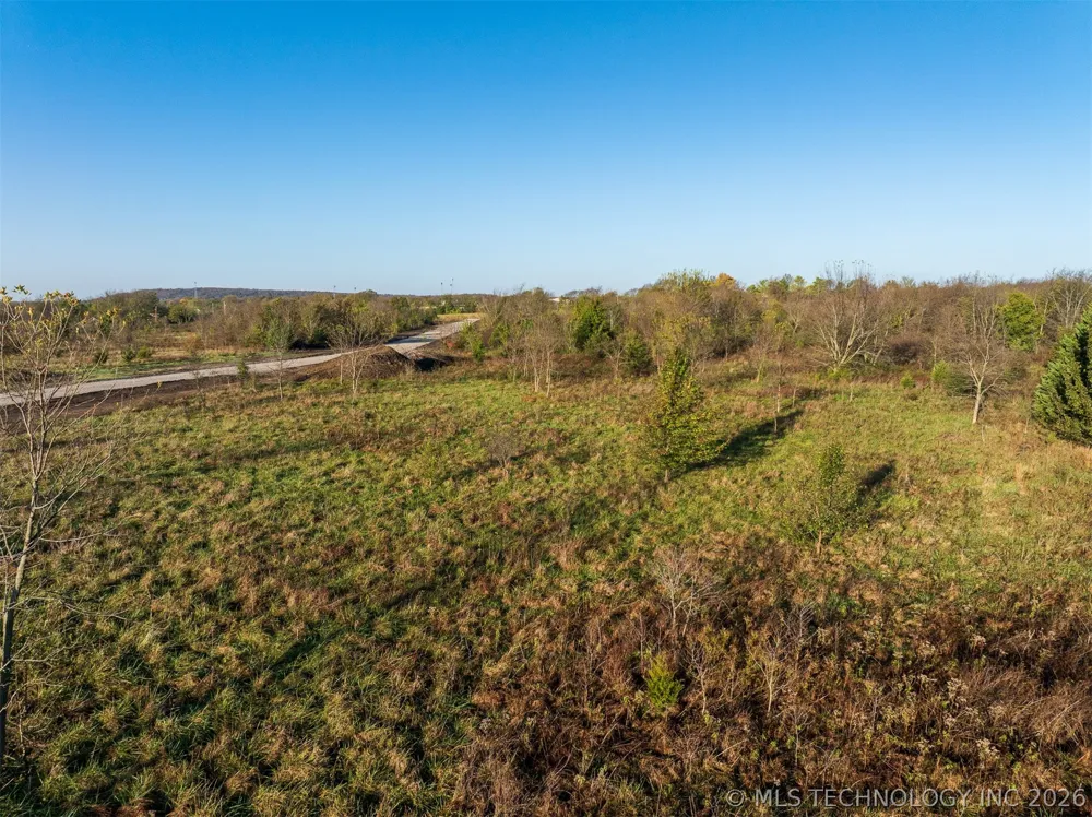 6 W 195th Street S Mounds, OK 74047