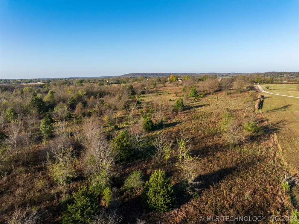 6 W 195th Street S Mounds, OK 74047