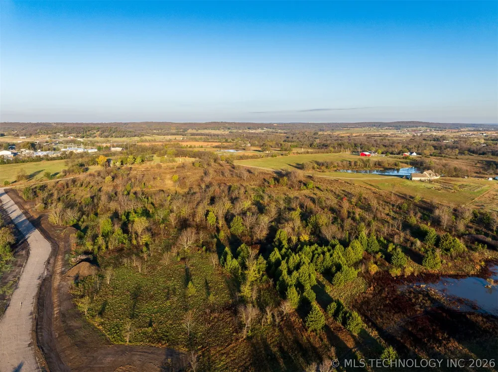 6 W 195th Street S Mounds, OK 74047