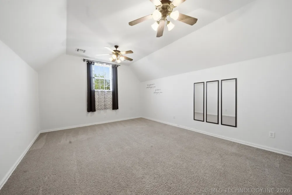 208 New Haven Street Catoosa, OK 74015