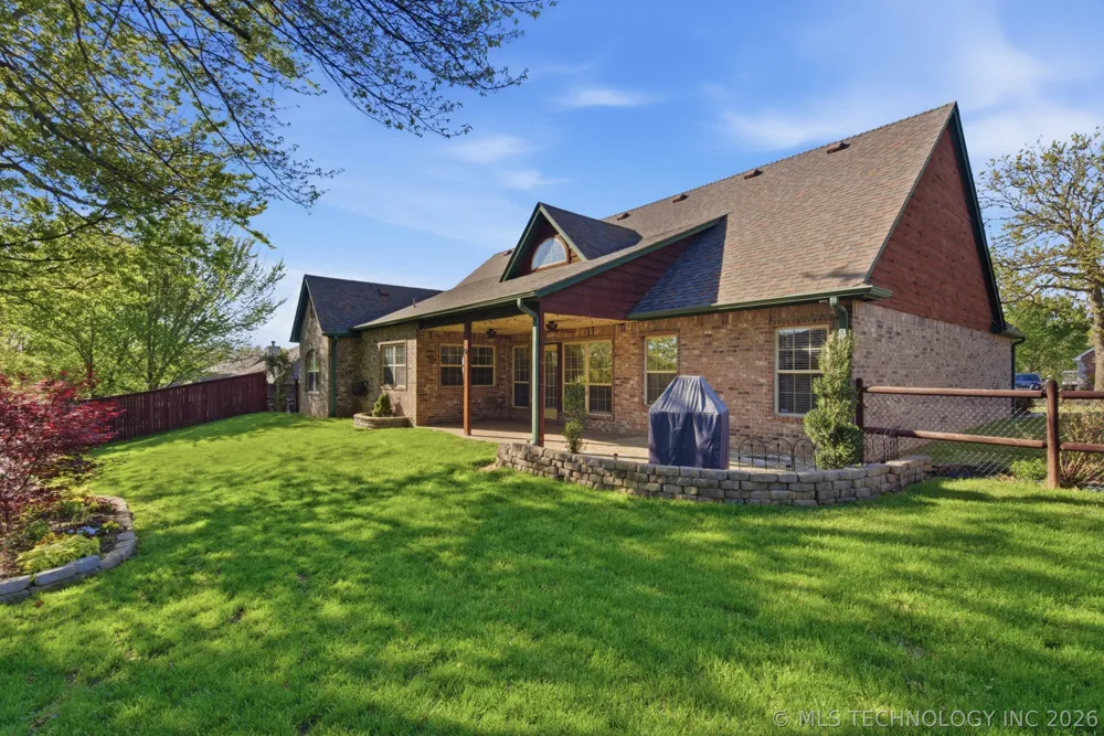208 New Haven Street Catoosa, OK 74015