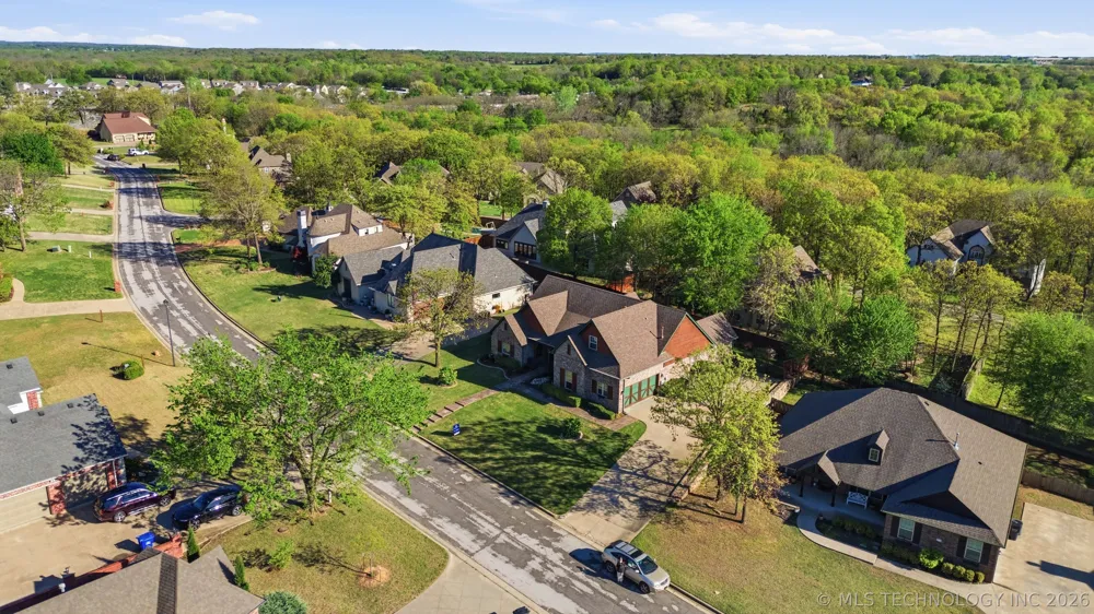 208 New Haven Street Catoosa, OK 74015