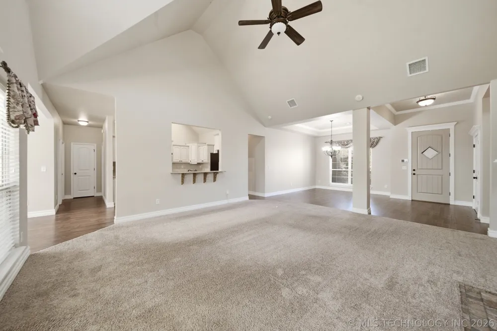 208 New Haven Street Catoosa, OK 74015