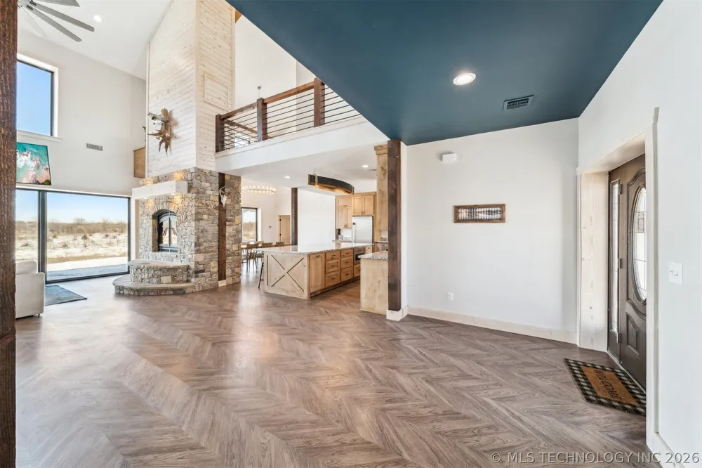 9501 S 4170 ROAD Claremore, OK 74017