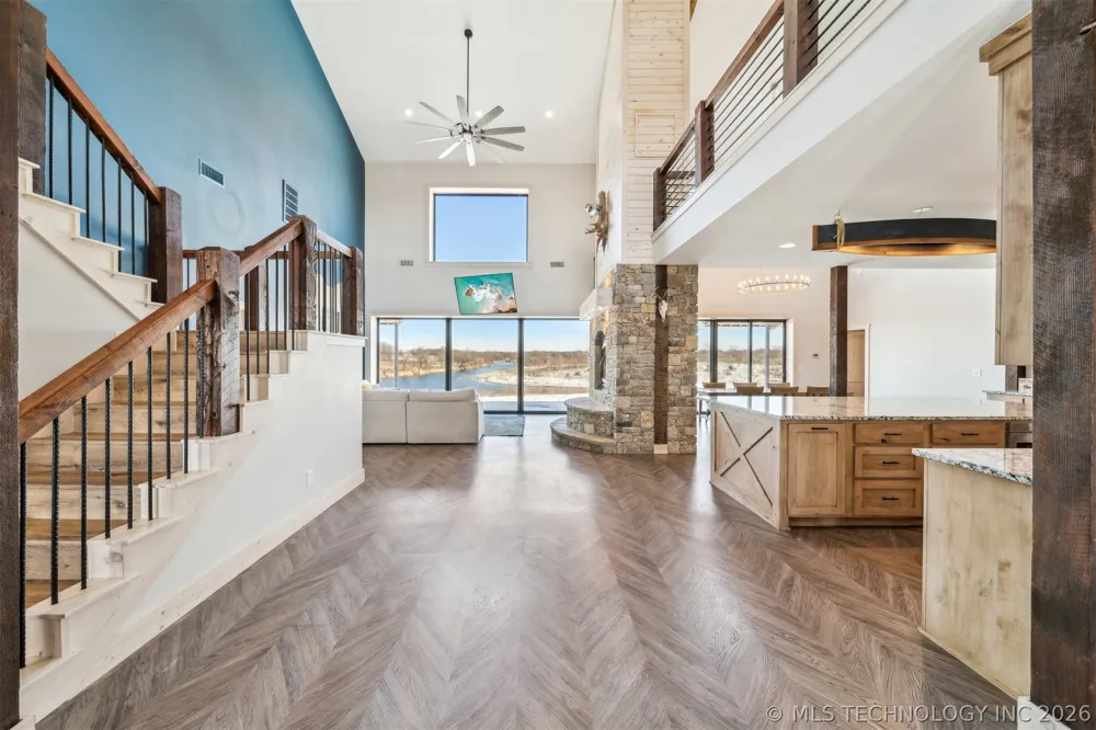 9501 S 4170 ROAD Claremore, OK 74017