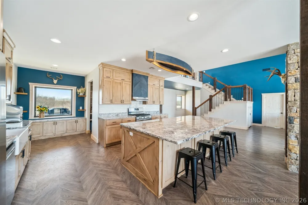 9501 S 4170 ROAD Claremore, OK 74017