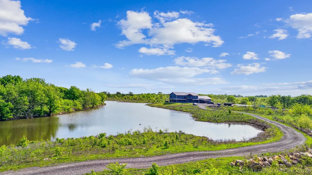 9501 S 4170 ROAD Claremore, OK 74017