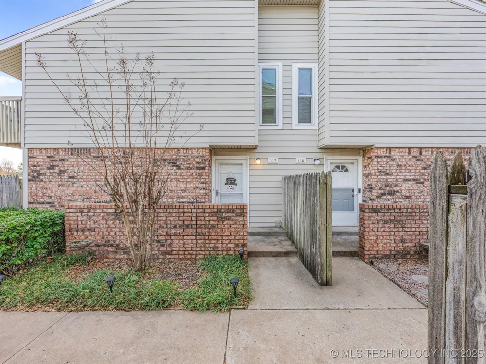 2801 S Juniper Avenue #117
