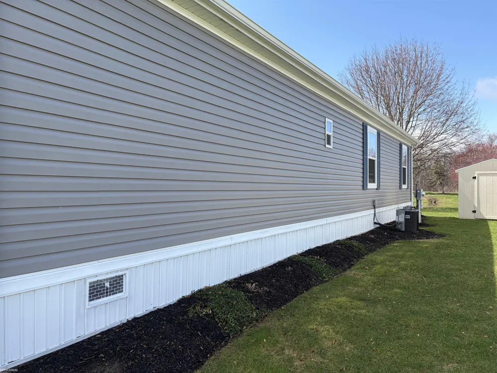 369 Red Pine Drive Genesee Charter Township, MI 48506