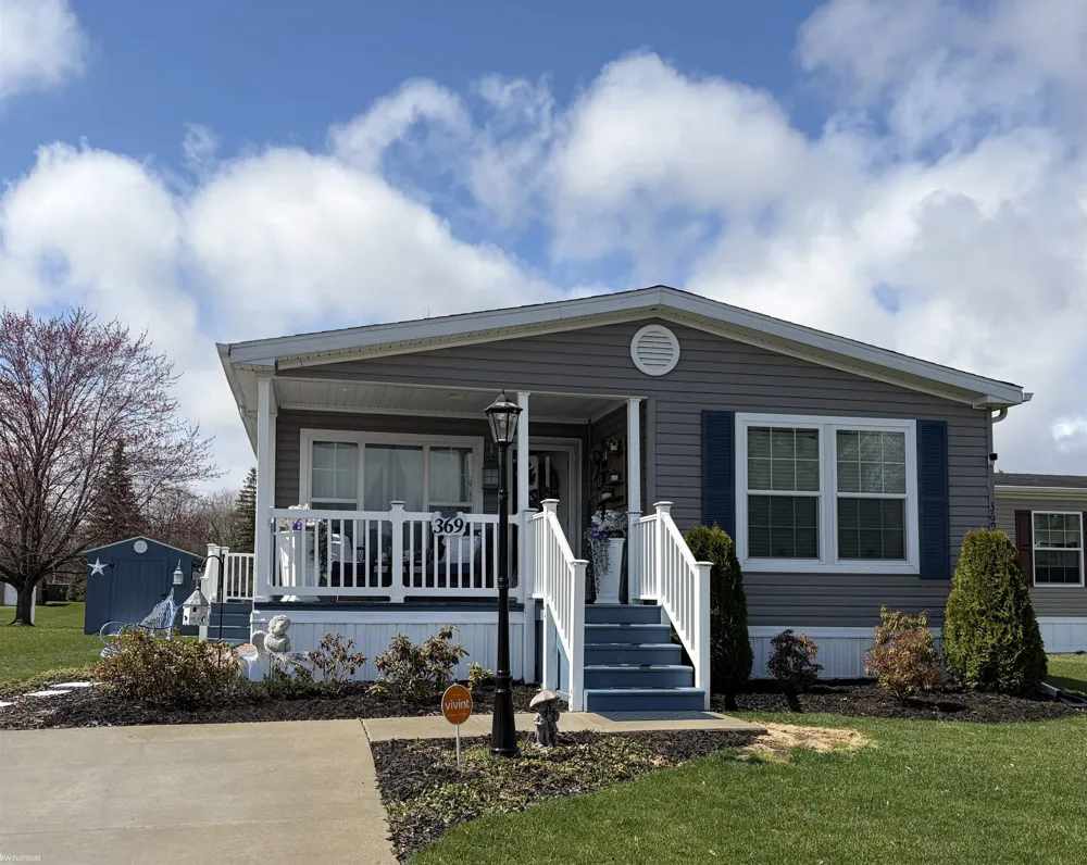 369 Red Pine Drive Genesee Charter Township, MI 48506